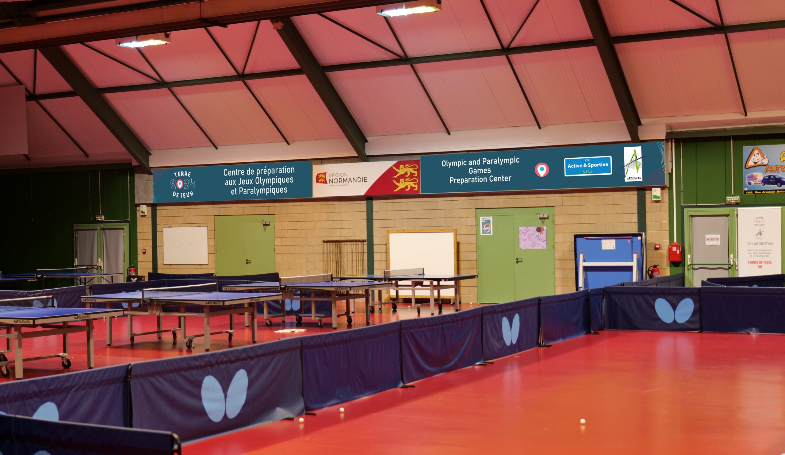 L'intérieur des tables de ping-pong Tennis de Table Table Kids