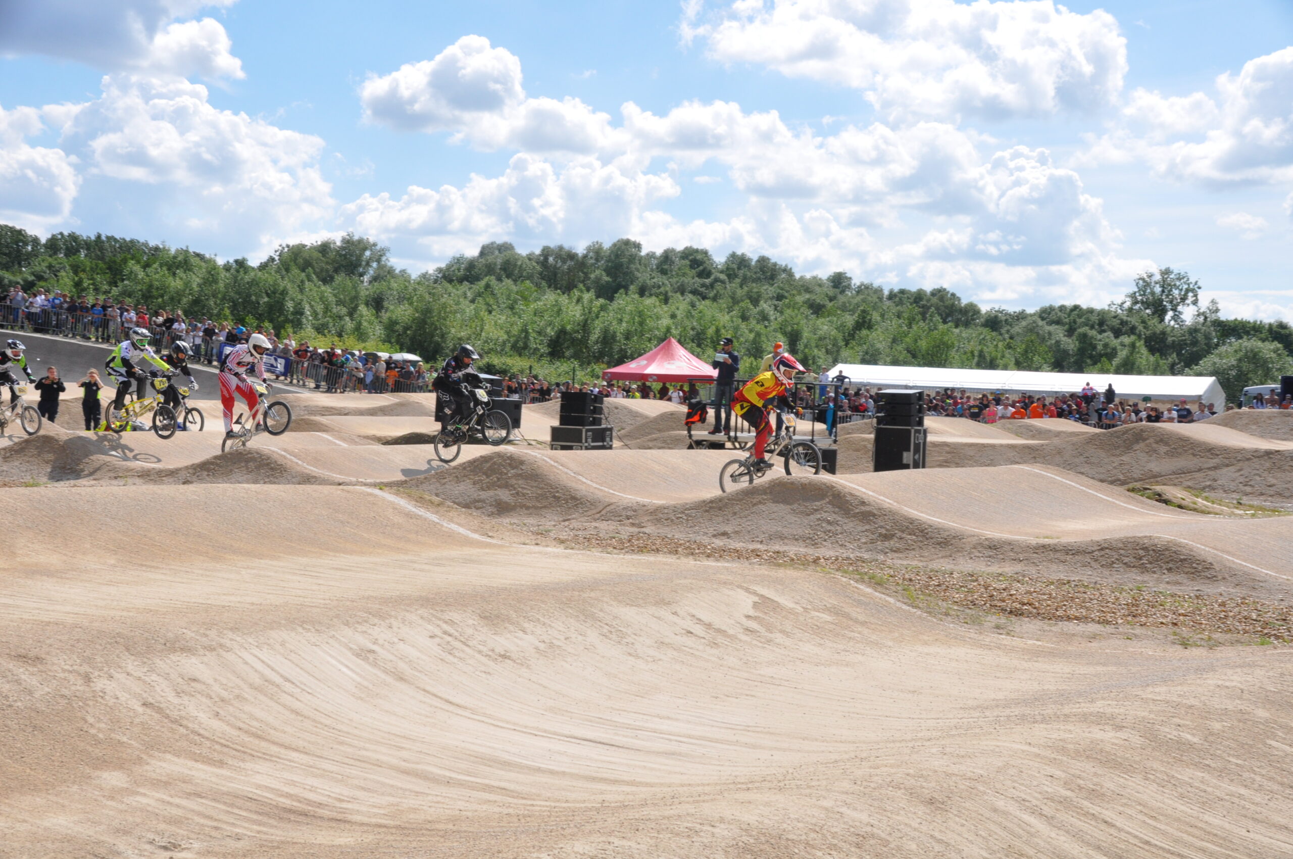 Piste de BMX de ChalettesurLoing Centre de préparation aux Jeux de